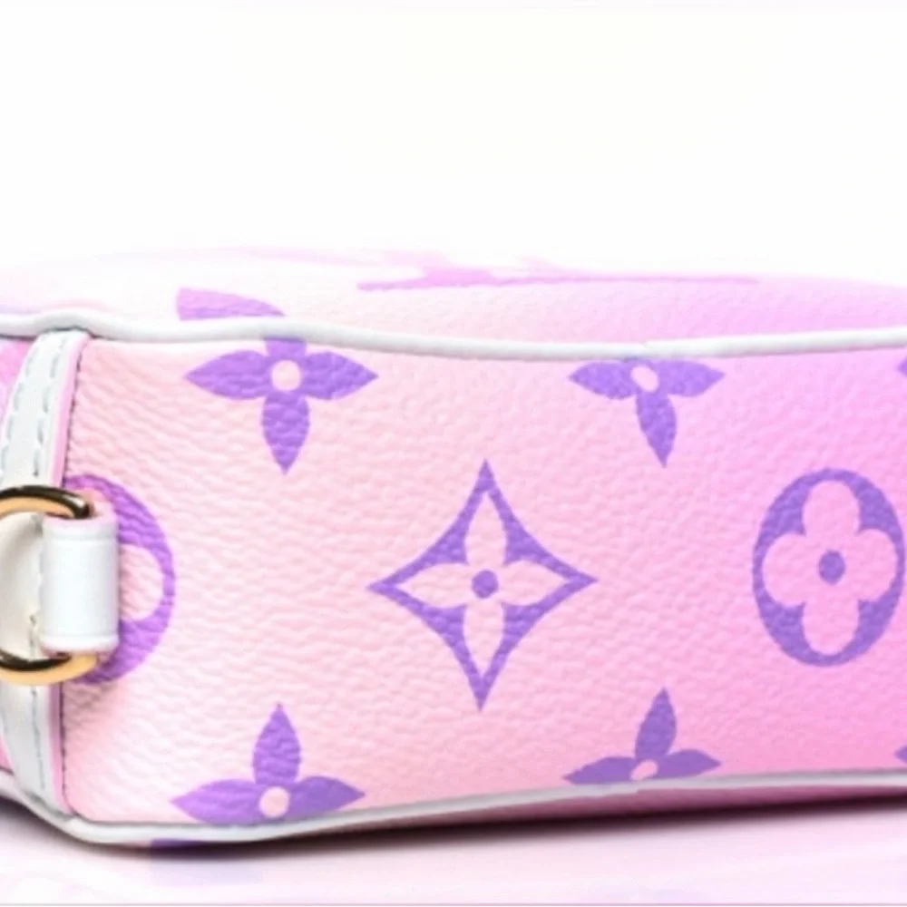 NEW Louis Vuitton Spring in the City Wapity Zip Wristlet Sunrise Pastel - Picture 5 of 10